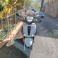 Piaggio Medley 125 - 2022