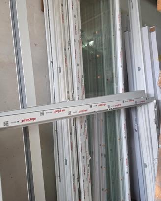 Finestra (balcone) in PVC 1483x2477