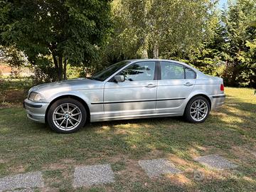BMW SERIE3 E46 325XI