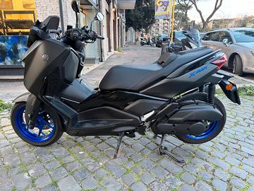 Yamaha x max 125