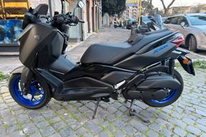 Yamaha x max 125