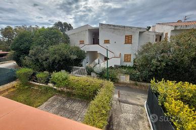 3 LOCALI A SELLIA MARINA