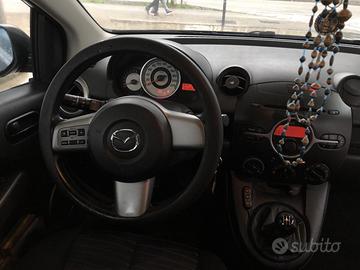 Mazda2 2008 1.3 75cv Benzina
