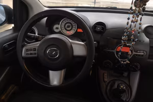 Mazda2 2008 1.3 75cv Benzina