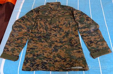 Tuta mimetica digital camo forest