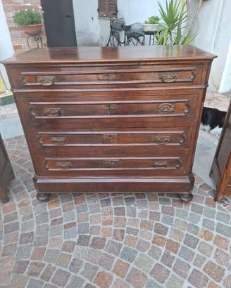 Cassettone e Comodini Fine 800 inizio 900