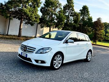 Mercedes-benz B 180 CDI Premium