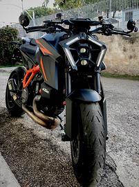 Ktm super duke 1390 R 02/2025 930 km