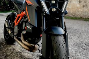 Ktm super duke 1390 R 02/2025 930 km