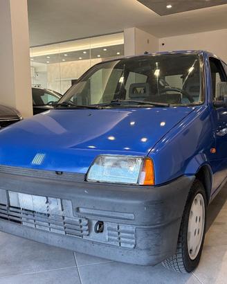 FIAT Cinquecento 900i cat Young