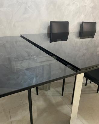 Tavolo di cristallo