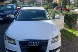 AUDI A4 4ª serie - 2011