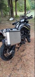 Benelli trk 702 x