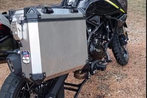 Benelli trk 702 x