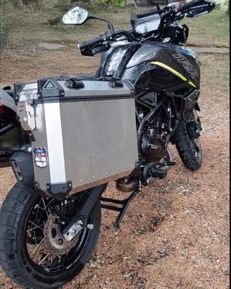 Benelli trk 702 x