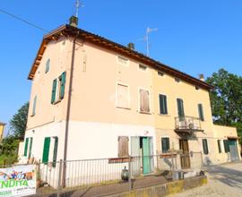 CASA SEMINDIPENDENTE A BAGNOLO IN PIANO