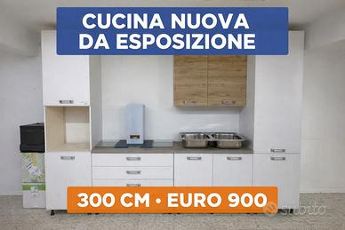 Cucina NUOVA da esposizone 3 metri