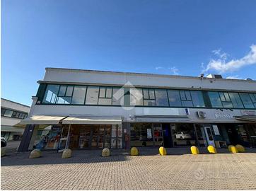 NEGOZIO A FIGLINE E INCISA VALDARNO