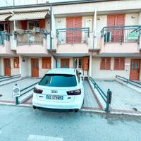 A688 - 1° fila mare con posto auto e a/c