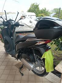 scooter HONDA SH 150i
