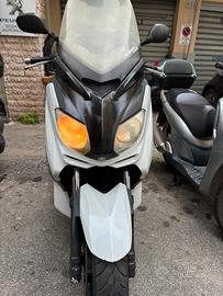 Yamaha X-Max 250 - 2011