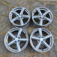 4 cerchi Avus Alfa 147 TS