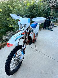 Ktm 450 exc six days 2024