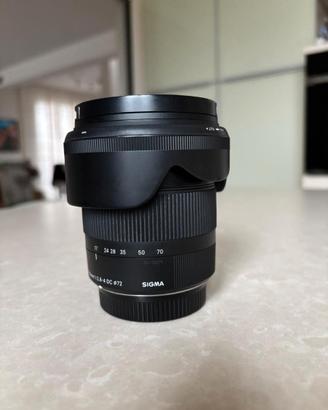 Sigma 17-70mm F2.8-4 Contemporary – Attacco Pentax