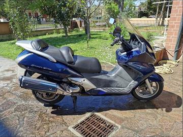 Honda Silver Wing 600 - 2001