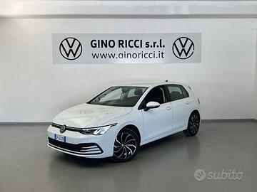 Volkswagen Golf 1.0 eTSI EVO Life DSG