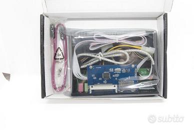 Pannello frontale multifunzionale