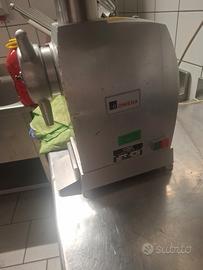 Tritacarne professionale Omega TE22 trifase