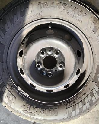 Quattro gomme estive con cerchio