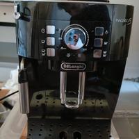 macchina caffè delonghi magnifica S