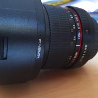 Samyang 8mm F/3.5 per Sony A