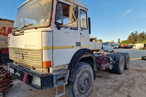 Ricambi Iveco 330.30 mezzo d'opera