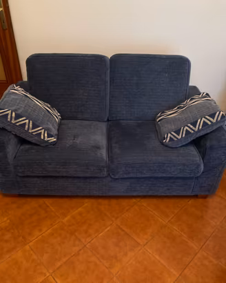 Divano 2 posti L 155  TESSUTO INTEGRO E S/ MACCHIE