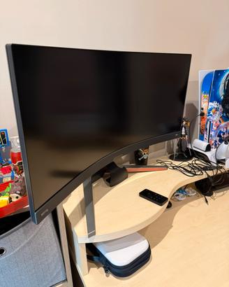 Monitor gaming curvo BenQ
