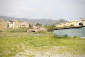 Ampio terreno agricolo all'uscita di Messina Gazzi