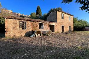 CASA INDIPENDENTE A COLLEVECCHIO