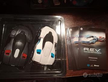 R.E.V.  Auto radiocomandate veicoli robotici