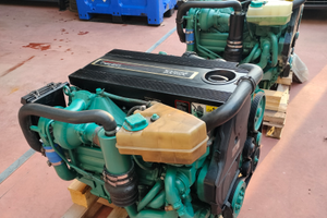 Coppia VOLVOPENTA D3 -190 HP