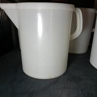 Contenitore x liquidi