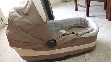 Trio inglesina completo di tutto ovetto navicella 