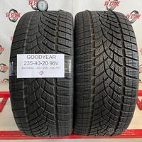 235 40 20 goodyear invernali 90%