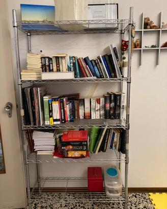Libreria in metallo