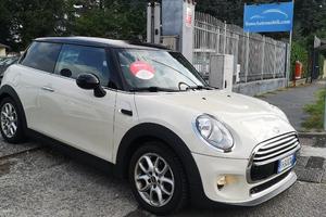 MINI Cooper D CooperD AUTOMATICA