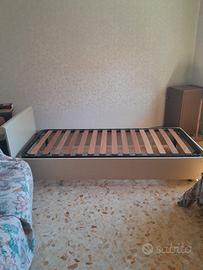 Struttura letto  singolo, rete a doghe, materasso 