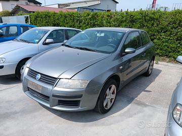 Ricambi usati per Fiat Stilo 1.9JTD 2005 192A1000