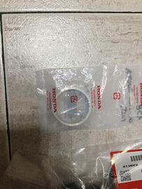 Ghiera ruota post. ferma cuscinetti Honda cr e crf